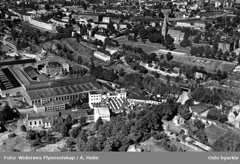 Jøtul-fabrikken, 1957