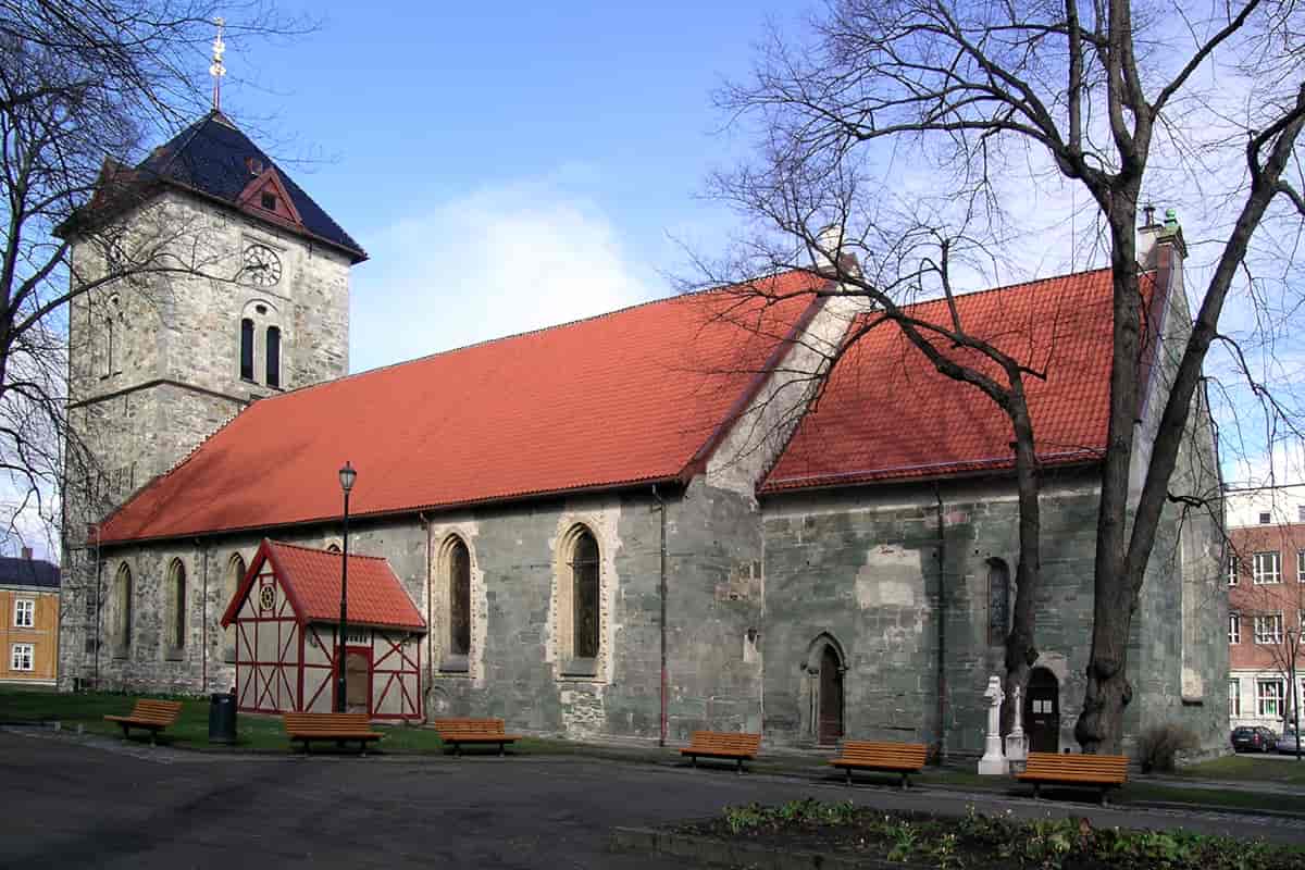Vår Frue kirke i Trondheim, sett fra sørøst