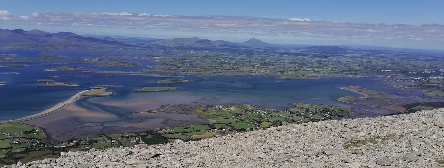 Croagh Patrick, utsikt fra toppen, juli 2022
