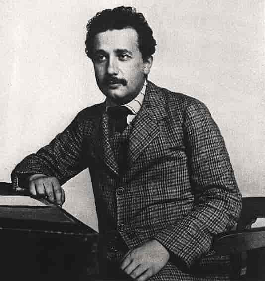Foto av Albert Einstein som ung mann