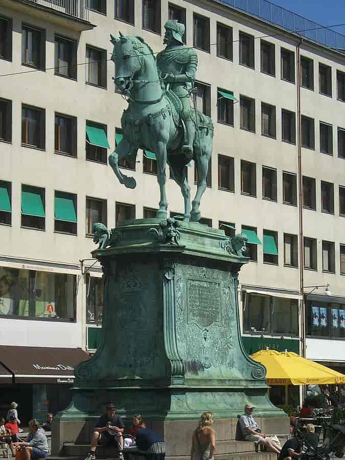 Statue av Karl 9 i Göteborg