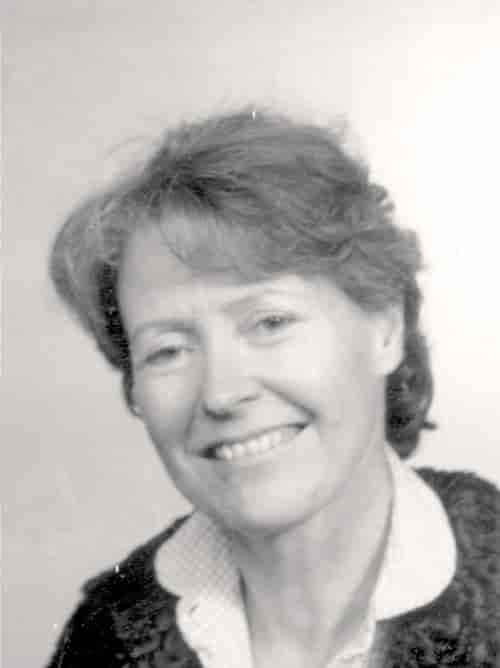Eva R. Finstad