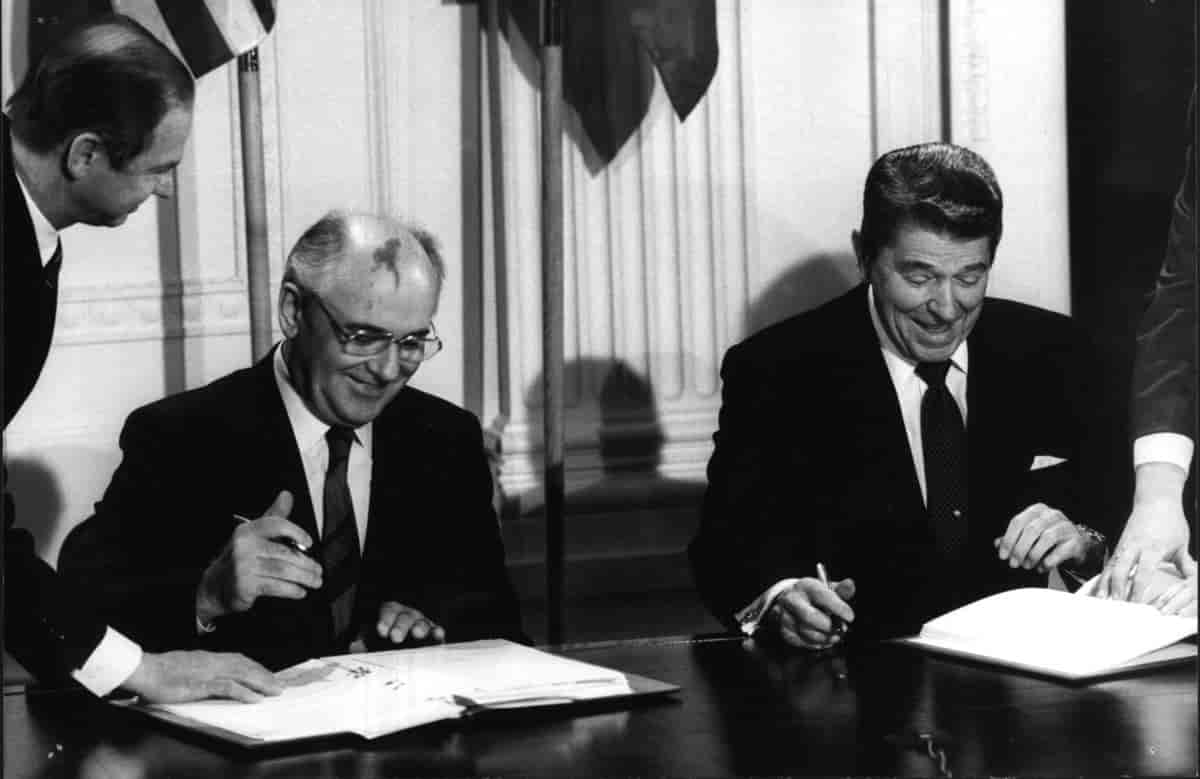 Gorbatsjov og Reagan