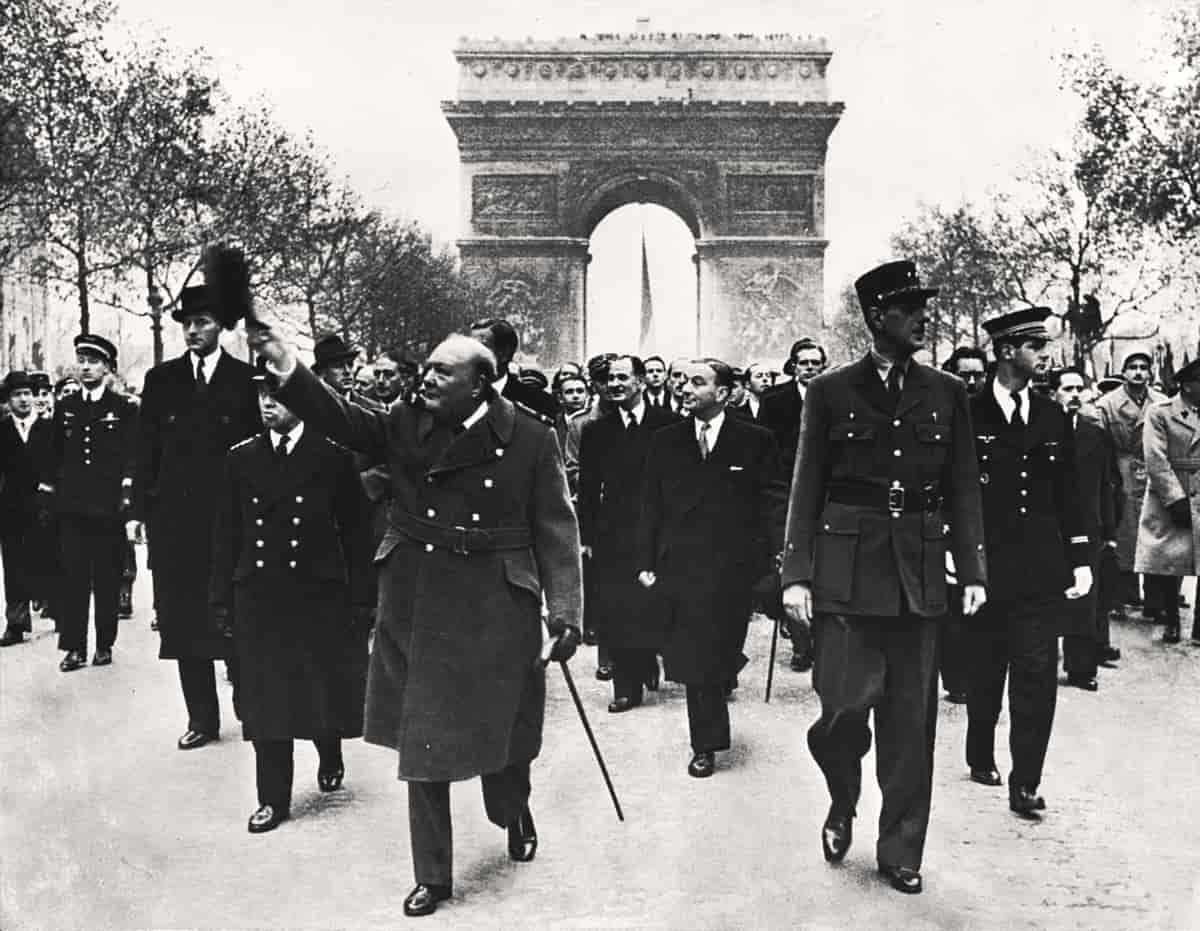 de Gaulle & Churchill
