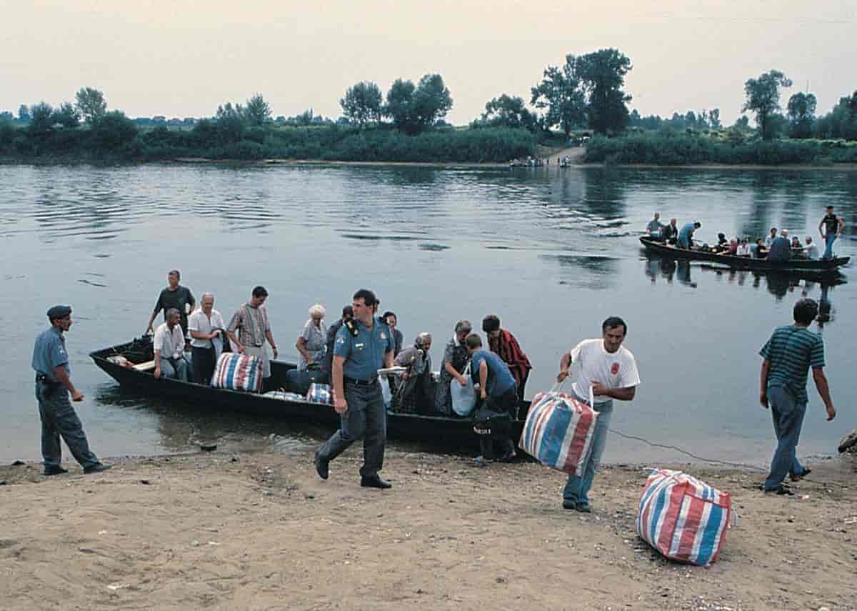 Kroatia (Historie) (flyktninger, Sava-elven)