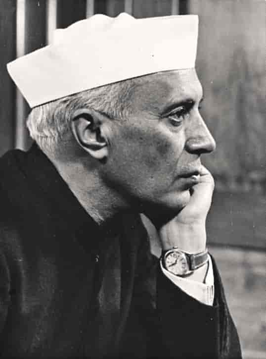 Nehru, Jawaharlal (portrettfoto, profil)