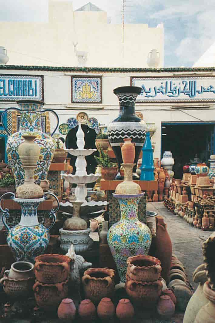 Tunisia, keramikk