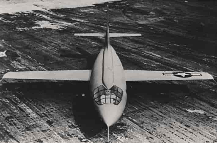 Fly (foto, Bell X-1)