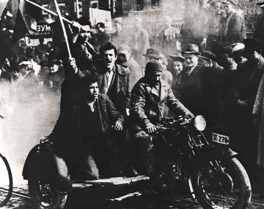 Demonstrasjon mot tremaktspakten, 1941