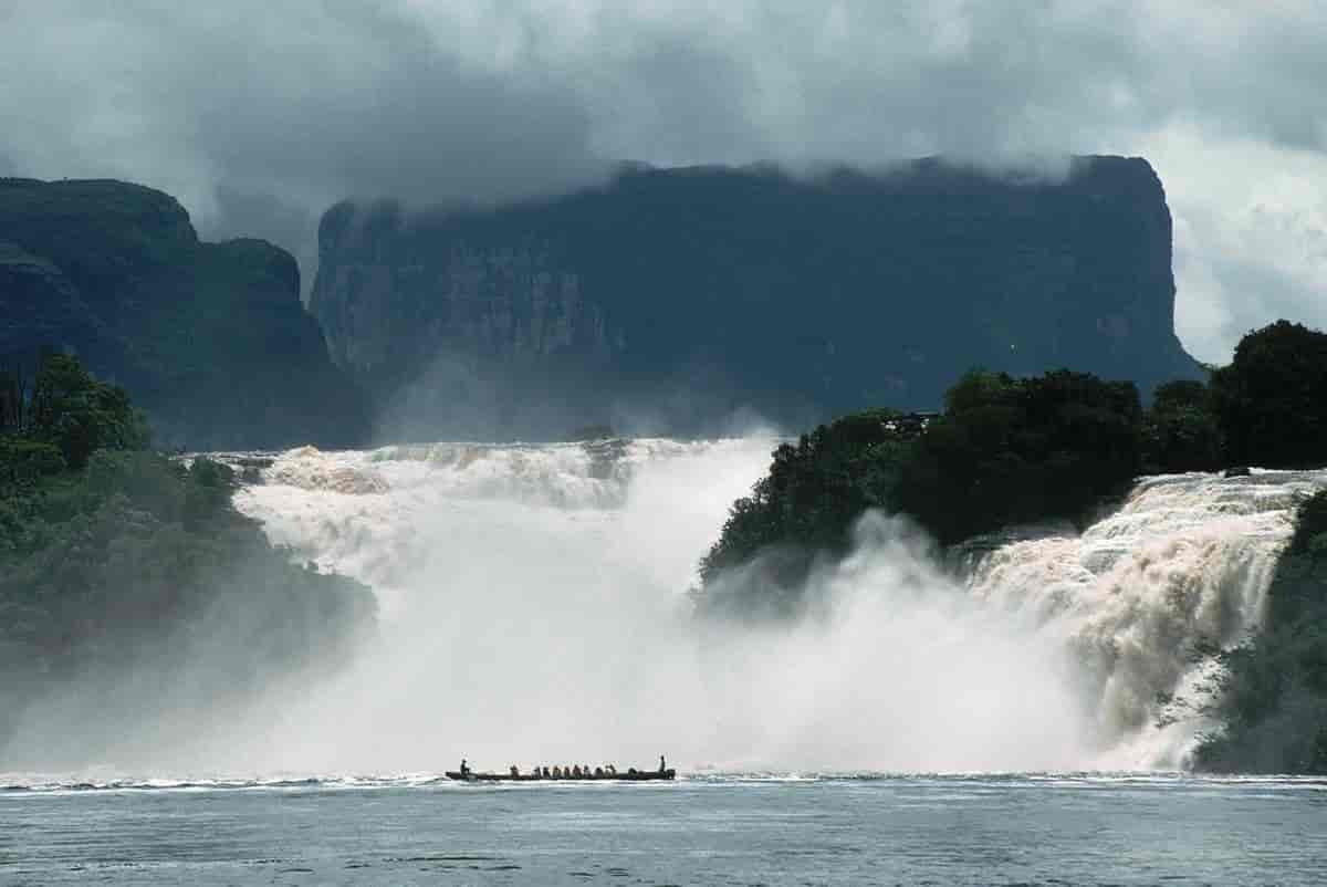 Venezuela (fossefall i elven Carrao)