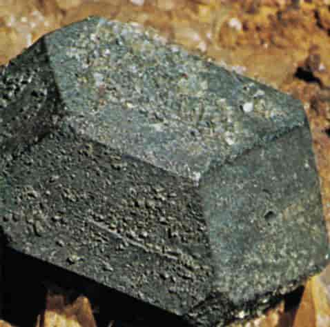 Mineraler (galenitt)