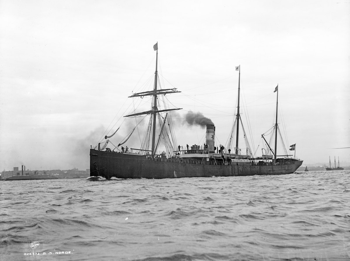 DS Norge som Thingvallaskip i New York, 1890-årene
