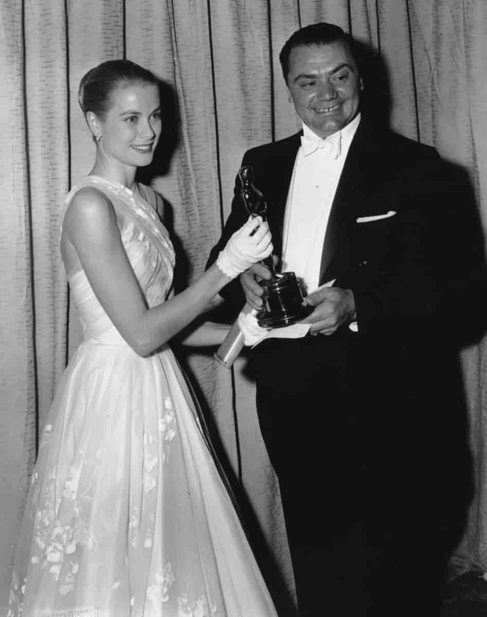 Ernest Borgnine og Grace Kelly, 1956
