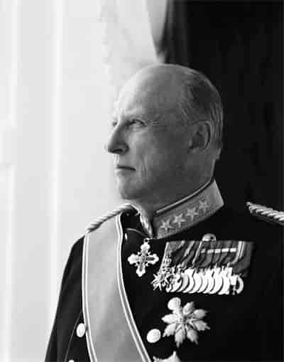 Kong Harald V Født