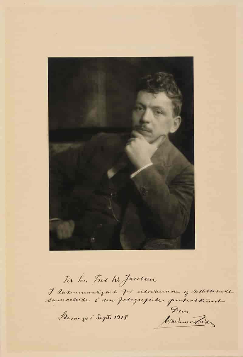 Selvportrett av Waldemar Eide, 1918. Preus Museum