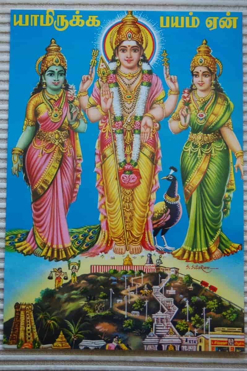 Murugan med Valli og Devasena på et av hans helligsteder i Tamil Nadu.