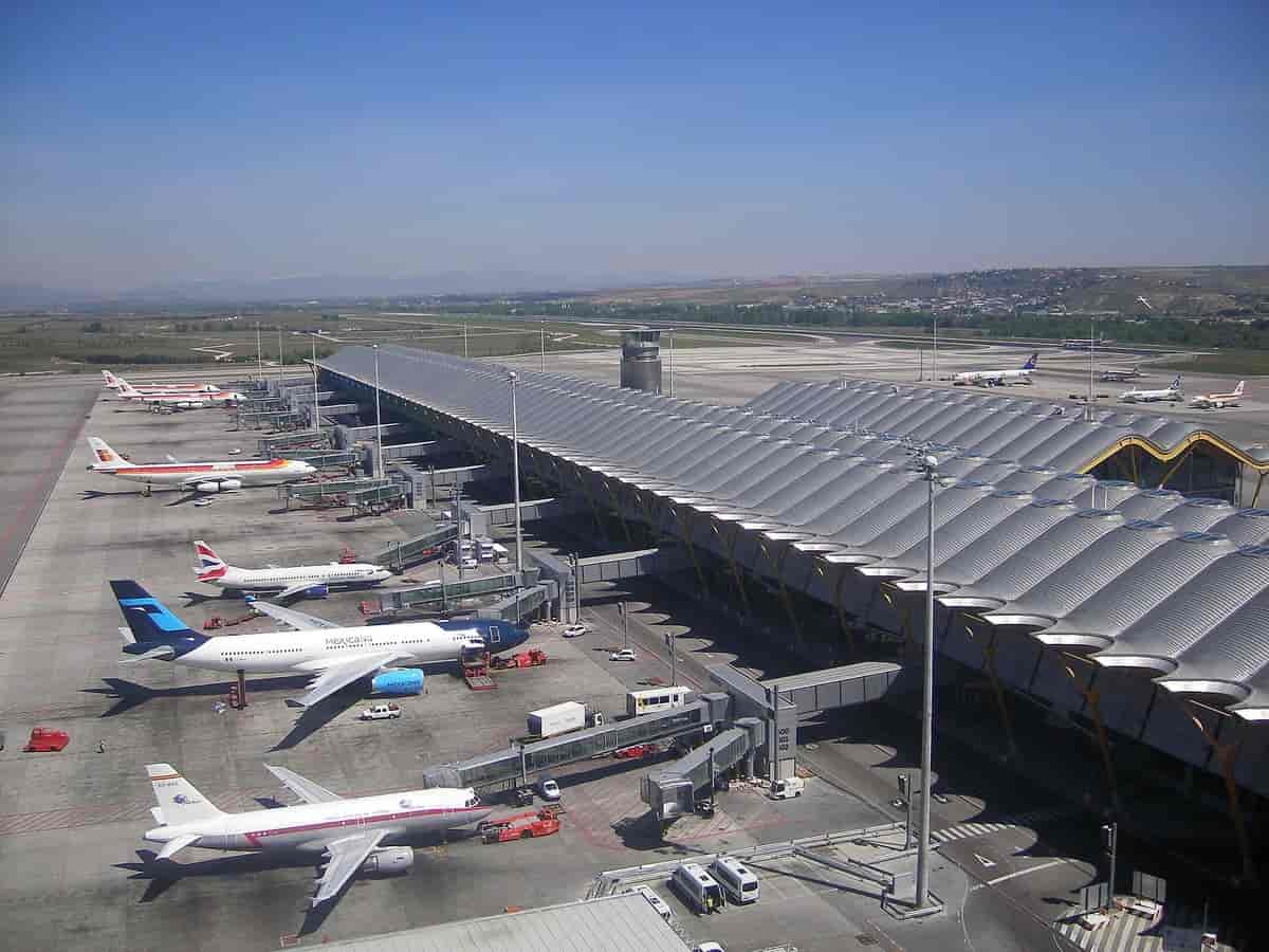 adolfo suárez madrid-barajas airport