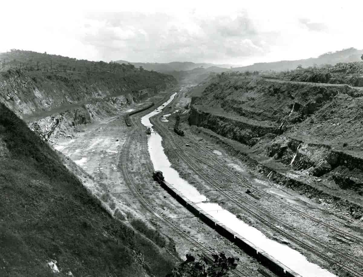 Bygging av Panamakanalen
