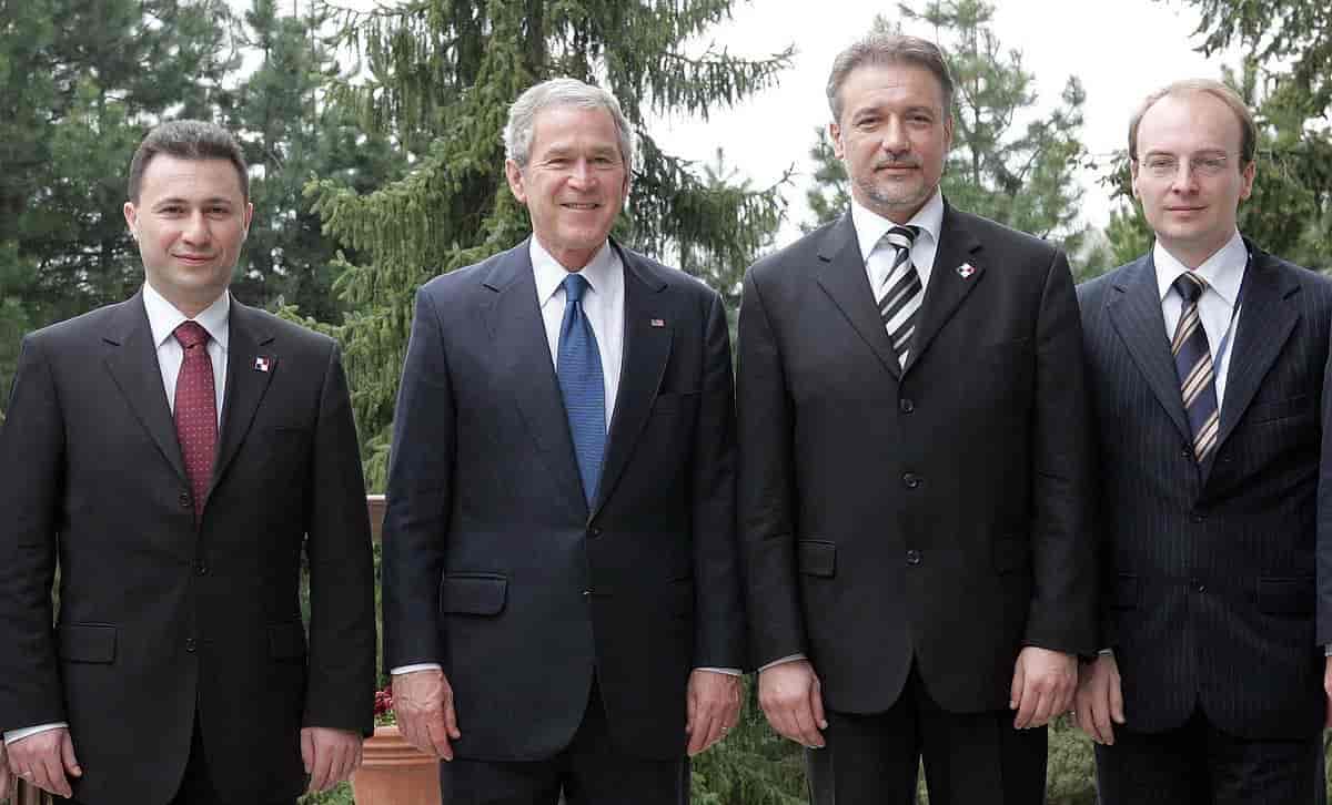 Gruevski, Bush, Crvenkovskij og Milošovski