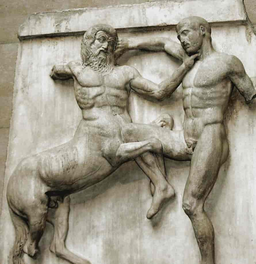 Parthenonskulpturer fra ca. 447–433 før vår tidsregning, tatt med fra Athen, Hellas til England av Elgin. De er utstilt på British Museum.
