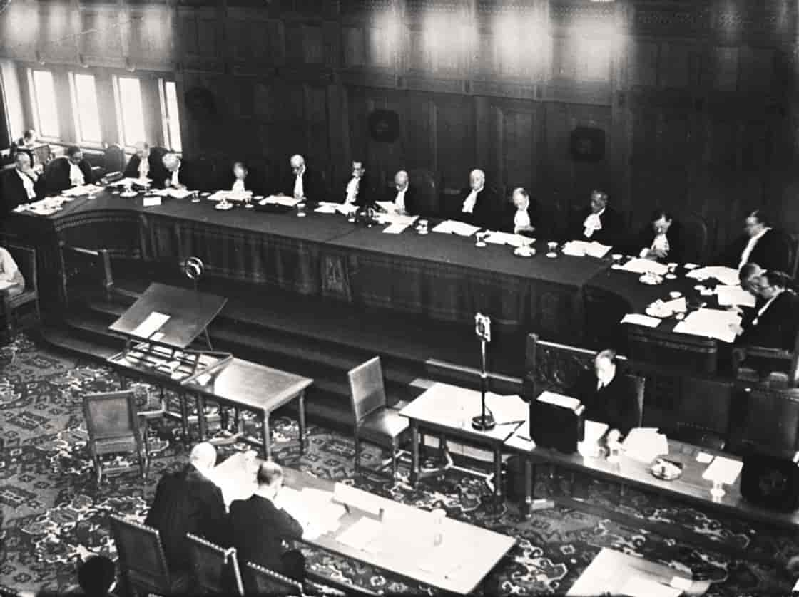 Haagdomstolen (domsavsigelse i Grønlandssaken)