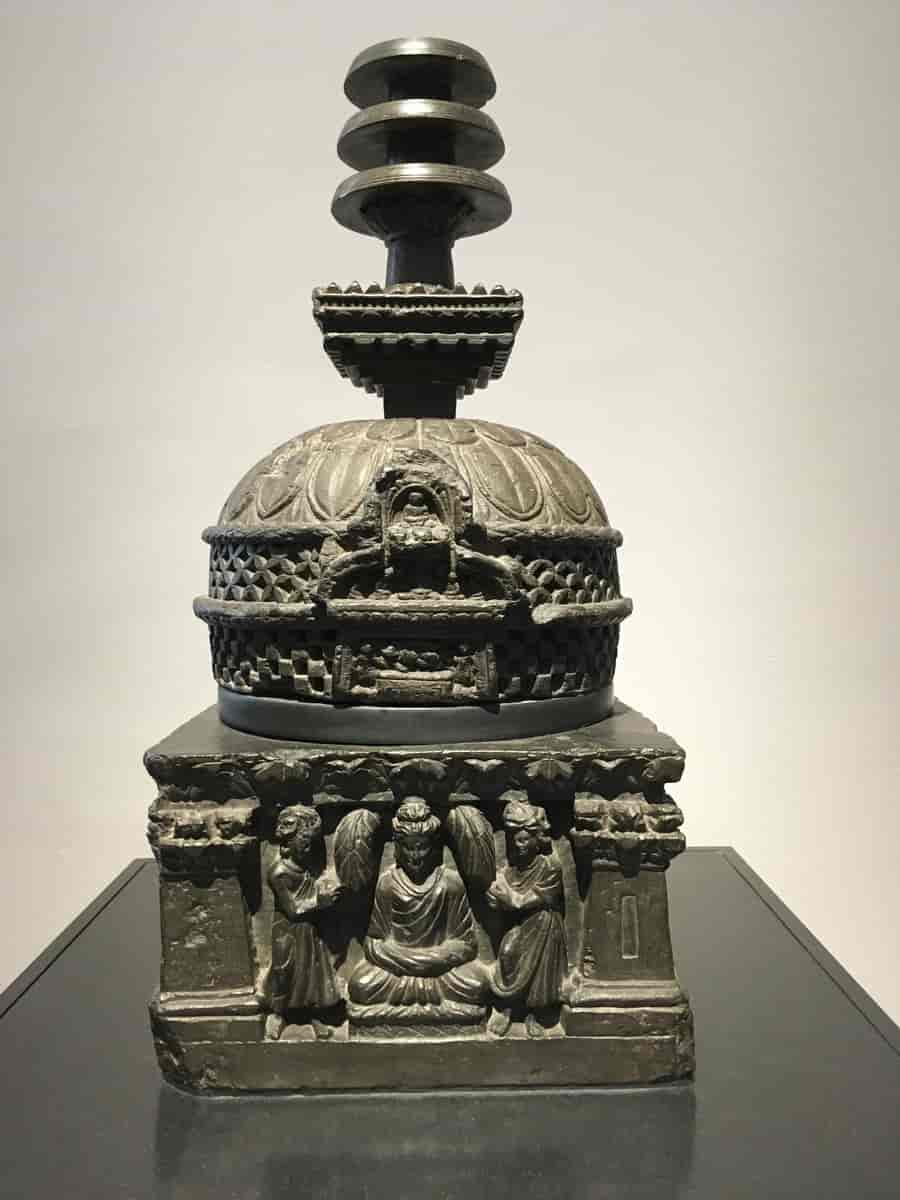 Stupa reliquary