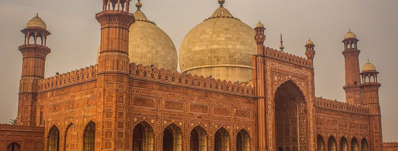 Badshahi Masjid (Kongens moské) fra 1671 i Lahore