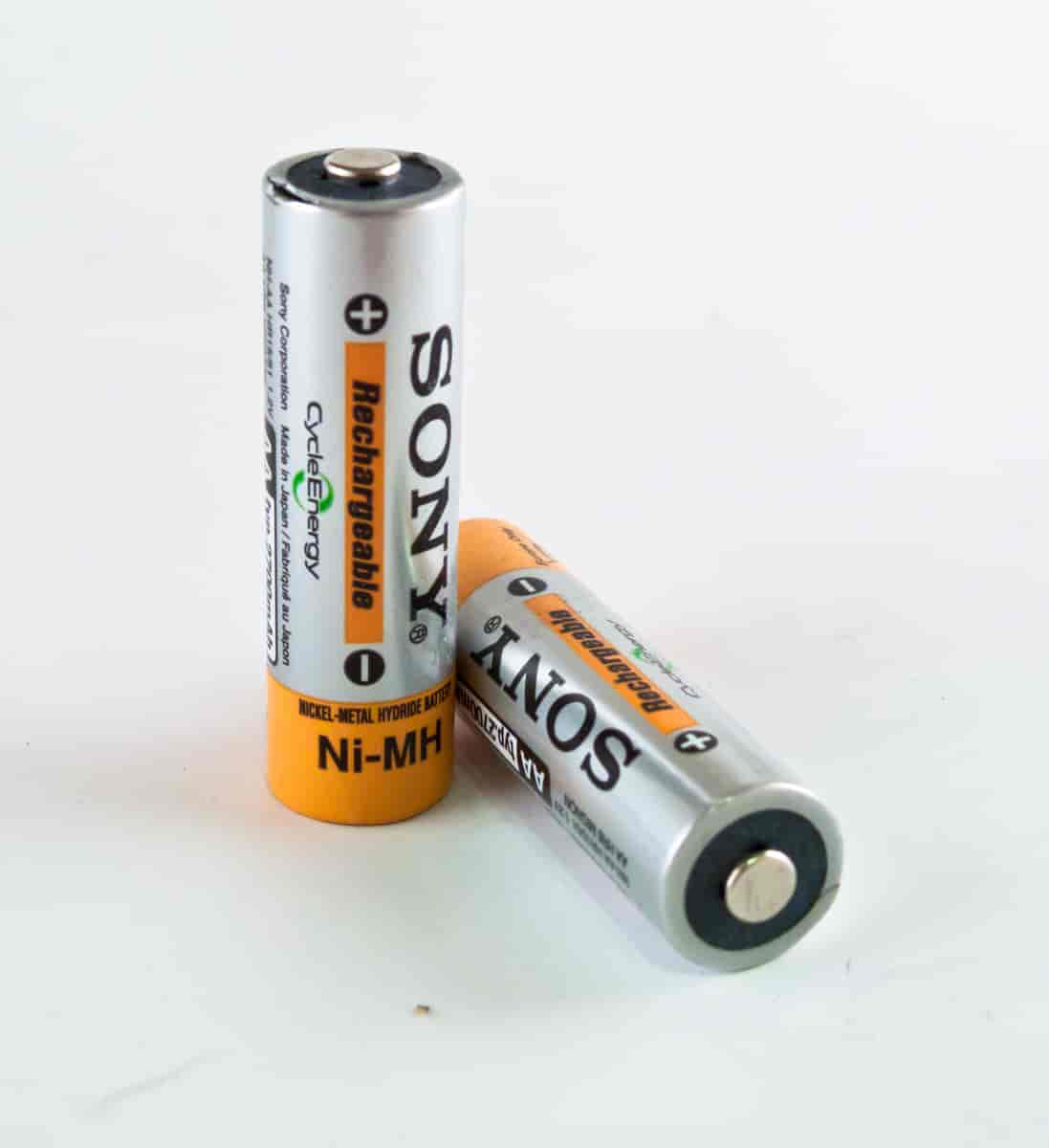 To NiMH-batterier