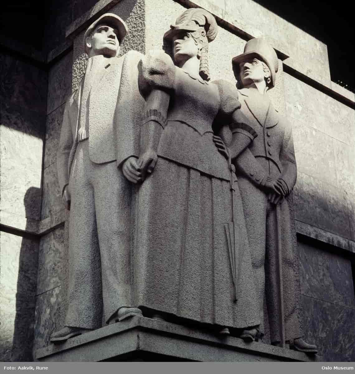 Albertine-relieffet på Oslo rådhus, utført av Alfred Seland