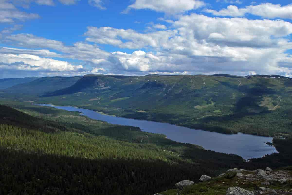 Aurdalsfjorden i Vassfaret, sett fra Nevlingkollen.