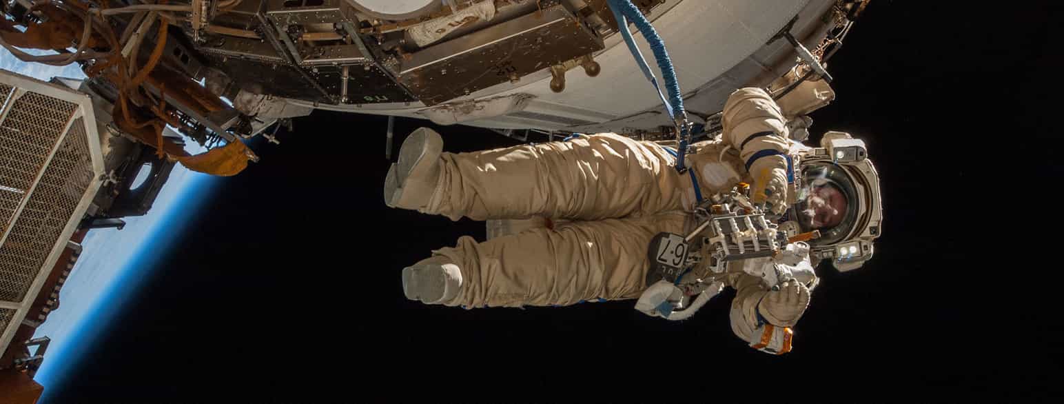 Astronaut Sergey Ryazanskiy på romvandring