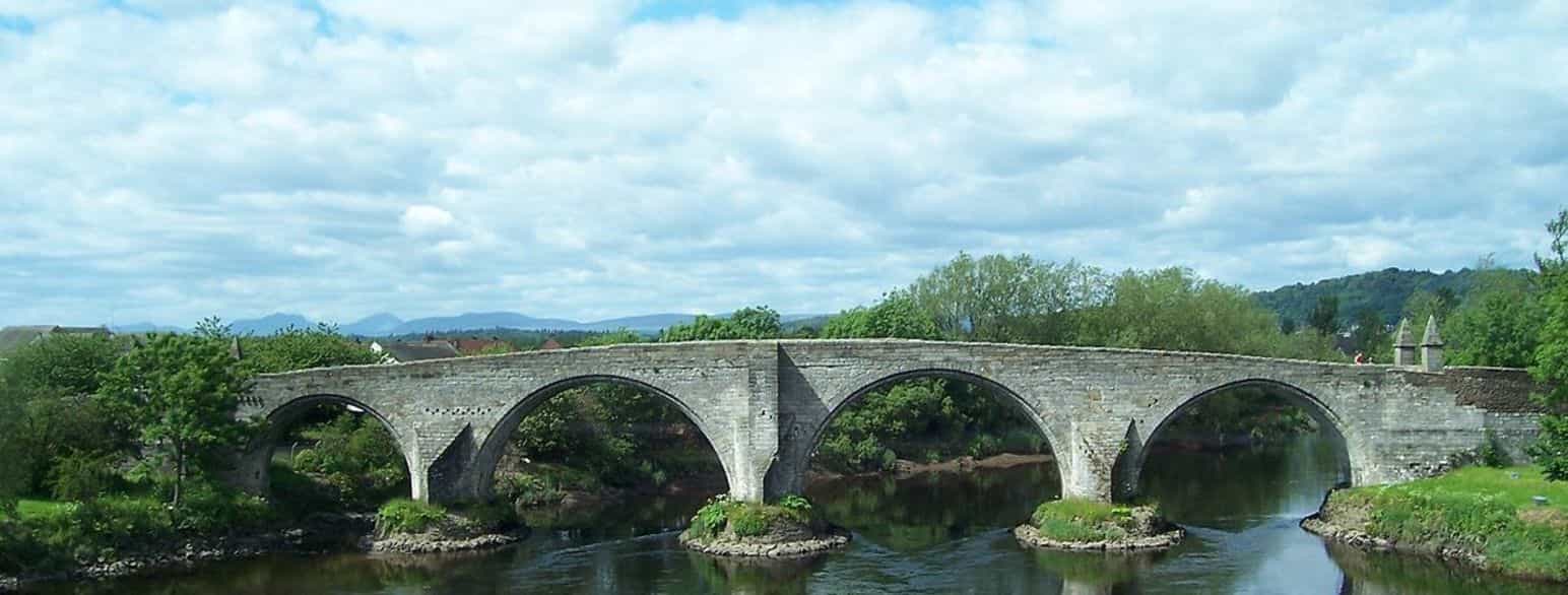 Stirling Bridge. Her stod i 1297 et slag i den første skotske uavhengighetskrigen.
