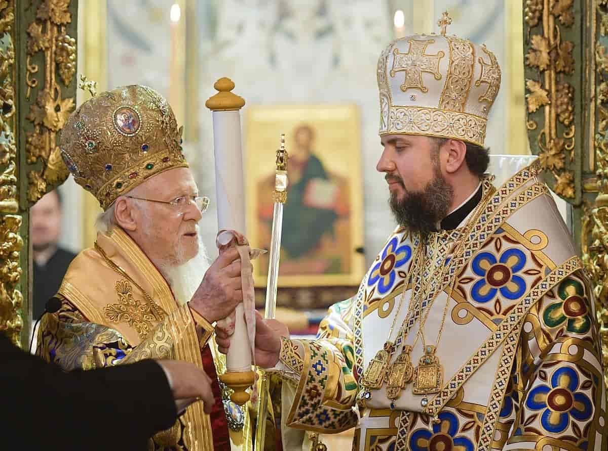 Patriarken gir erklæring om uavhengighet til metropolitten
