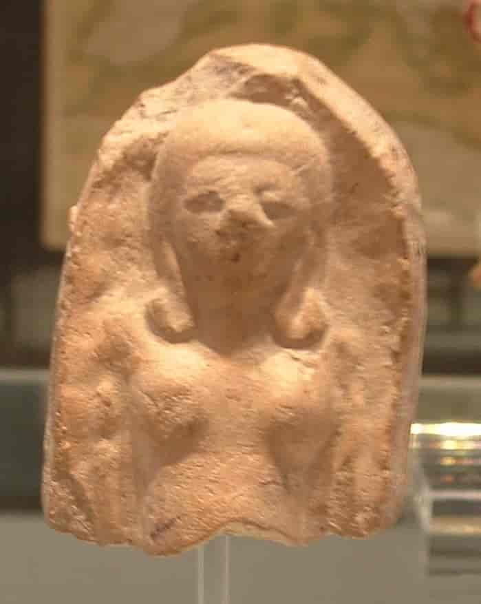 Astarte, Hathor eller Kudshu.