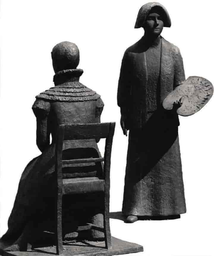 Ada Madssens statue av Harriet Backer og søsteren Agathe Backer Grøndahl